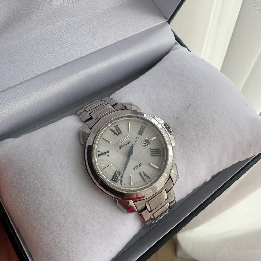 Seiko premier solar women watch